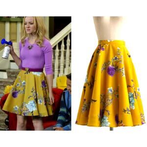 ModCloth Yellow Shiny Floral Knee Length A-Line Skirt Sz XS ASO Liv & Maddie